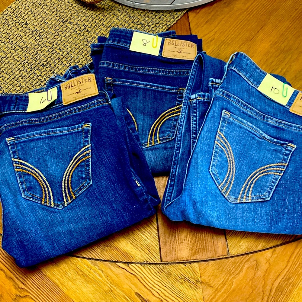 Hollister Jeans 6,8, and 10